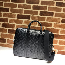 GUCCI 구찌 맨즈 GG수프림 서류가방 450944 2020/신상