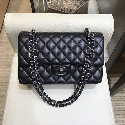 CHANEL 샤넬 램스킨 클래식 2.55 플랩백 AS1112
