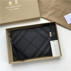 BURBERRY 버버리 클러치 B2010
