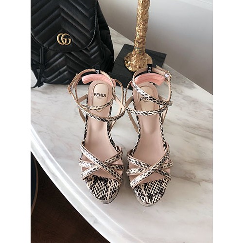 FENDI 펜디 샌들힐 
