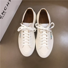 GIVENCHY 지방시 남성용 스니커즈 신상