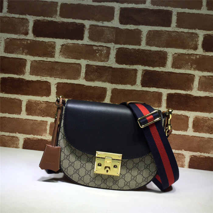 GUCCI 구찌 GG 수프림 패드락 숄더백 453189