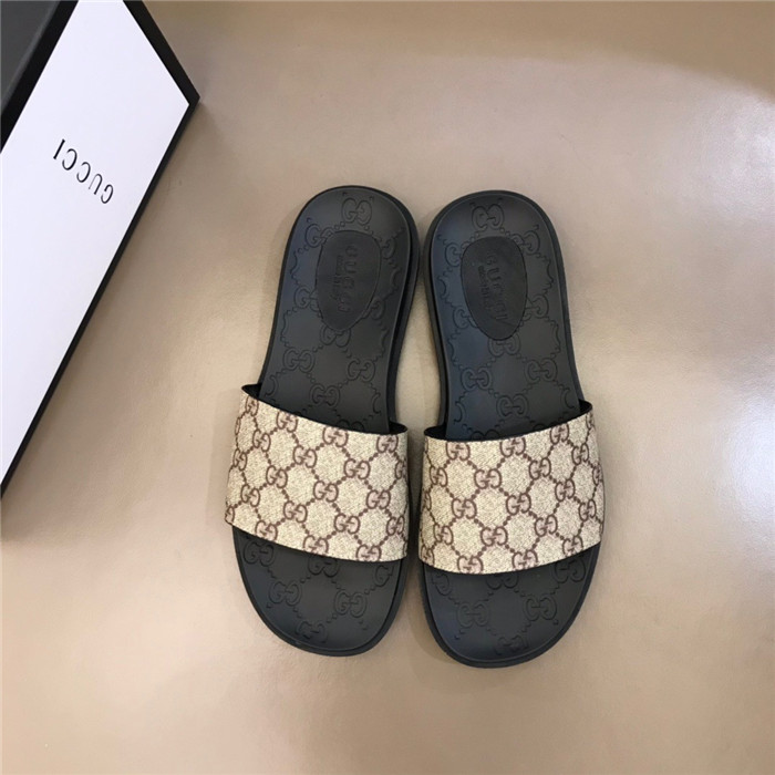 GUCCI 구찌 남성용 슬리퍼 G54849