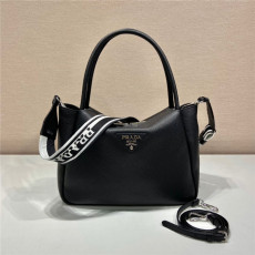PRADA  프라다 삼각로고 토트백 1BC170 2COLOR