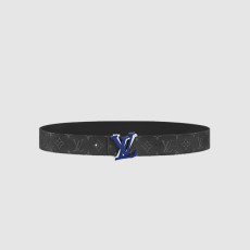 LOUIS VUITTON 루이비통 LV 쉐이크 리버서블 벨트 M0548U