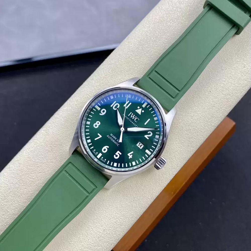 IWC 아이더블유씨 파일럿 워치 오토매틱 마크 20 40mm IW328205